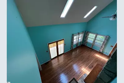 693 Grandwood Boulevard, Gray Court, SC 29645 - Photo 9