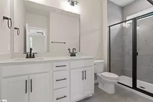 652 Columbus Cir, Simpsonville, SC 29680 - Photo 15