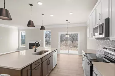 652 Columbus Circle, Simpsonville, SC 29680 - Photo 9