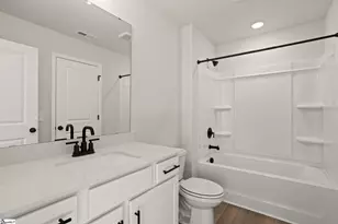 652 Columbus Cir, Simpsonville, SC 29680 - Photo 17