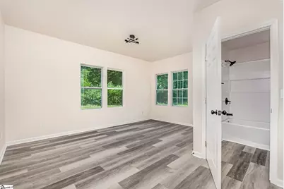 782 John B White Sr Boulevard, Spartanburg, SC 29306 - Photo 9