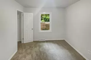 308 Piedmont Ave, Taylors, SC 29687 - Photo 5