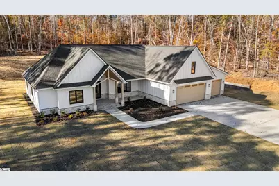 125 E Peninsula Drive, Laurens, SC 29360 - Photo 1