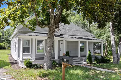 904 W Hampton Street, Laurens, SC 29360 - Photo 1