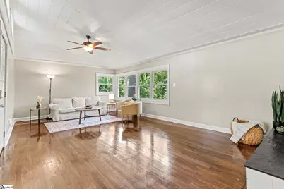 119 W Victoria Road, Spartanburg, SC 29301 - Photo 9