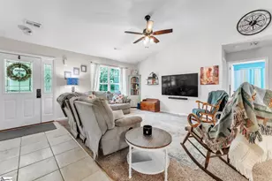 150 Mountain View Cir, Inman, SC 29349 - Photo 3