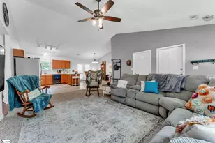 150 Mountain View Cir, Inman, SC 29349 - Photo 5