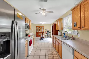 361 Split Oak Ln, Inman, SC 29346 - Photo 3