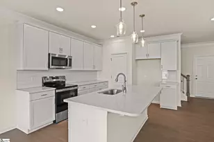 205 Pendergast Rd, Greenville, SC 29605 - Photo 9