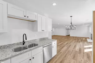 2 Melbourne Ln, Greenville, SC 29615 - Photo 13