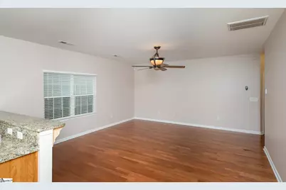 212 Dellwood Drive, Spartanburg, SC 29301 - Photo 7