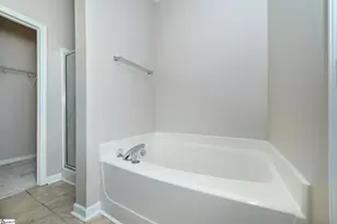 212 Dellwood Dr, Spartanburg, SC 29301 - Photo 21