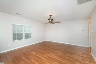 212 Dellwood Dr, Spartanburg, SC 29301 - Photo 5