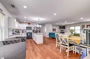 115 Albert St, Landrum, SC 29356 - Photo 7