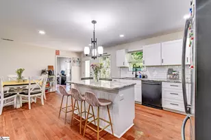 115 Albert St, Landrum, SC 29356 - Photo 3