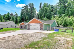 115 Albert St, Landrum, SC 29356 - Photo 33