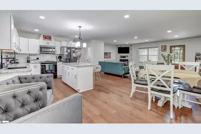 115 Albert Street, Landrum, SC 29356 - Photo 9