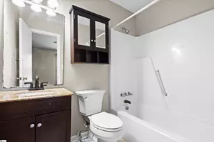 104 E Bay Ct, Mauldin, SC 29644 - Photo 17