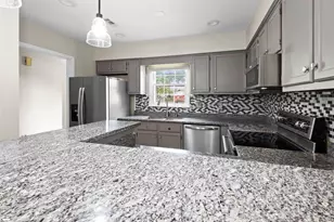 104 E Bay Ct, Mauldin, SC 29644 - Photo 7