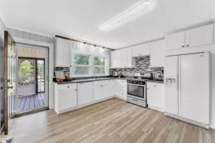 111 Riley St, Westminster, SC 29693 - Photo 15