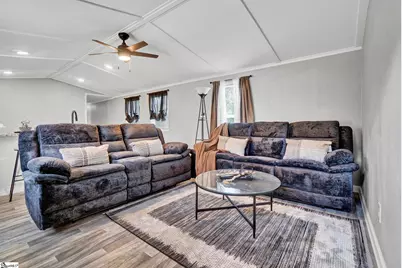 91 Halloween Drive, Laurens, SC 29360 - Photo 9