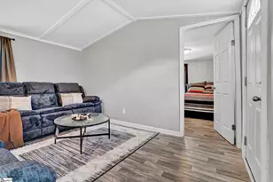 91 Halloween Dr, Laurens, SC 29360 - Photo 11