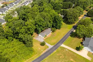 113 Commodore Dr, Duncan, SC 29334 - Photo 37