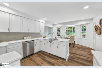 1117 Briarwood Drive, Easley, SC 29642 - Photo 9