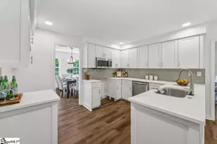 1117 Briarwood Dr, Easley, SC 29642 - Photo 11