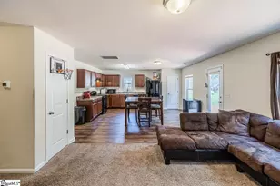 233 Wayfair Ln, Wellford, SC 29385 - Photo 5