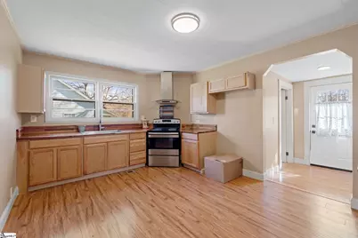 270 Beason Street, Woodruff, SC 29388 - Photo 9