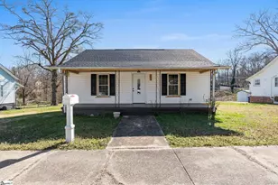 270 Beason St, Woodruff, SC 29388 - Photo 1