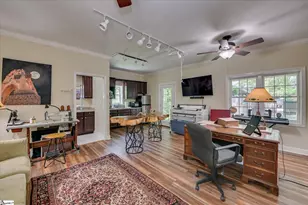 215 SE Barnard Ave, Aiken, SC 29801 - Photo 37