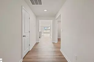 544 Sunfire St, Woodruff, SC 29388 - Photo 5