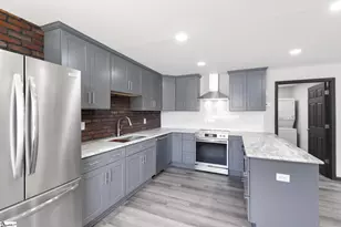 327 W Main St, Clinton, SC 29325 - Photo 13