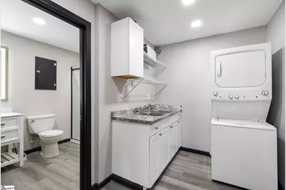 327 W Main Street, Clinton, SC 29325 - Photo 21