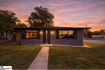 327 W Main Street, Clinton, SC 29325 - Photo 1