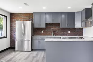 327 W Main St, Clinton, SC 29325 - Photo 17