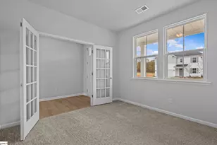 1212 Fox Holw St, Spartanburg, SC 29303 - Photo 5