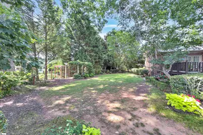 105 N Bennington Drive, Spartanburg, SC 29307 - Photo 23