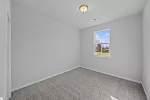 1215 Fox Holw St, Spartanburg, SC 29303 - Photo 13