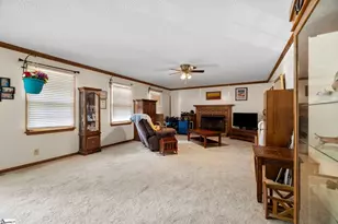 107 Barrington Ct, Easley, SC 29642 - Photo 7