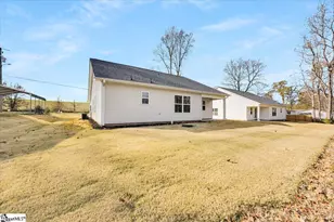 275 Ragan St, Campobello, SC 29322 - Photo 25