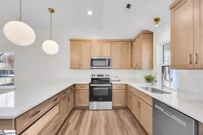 275 Ragan Street, Campobello, SC 29322 - Photo 11