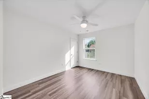 275 Ragan St, Campobello, SC 29322 - Photo 19