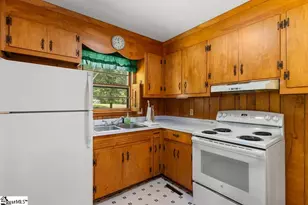 210 Catawba St, Union, SC 29379 - Photo 9