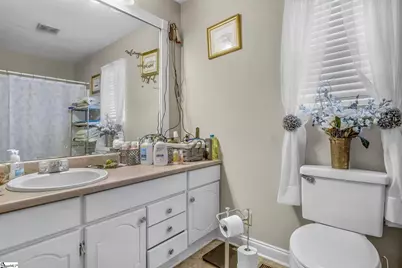 68 Hutchins Street, Greenville, SC 29605 - Photo 11