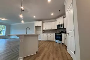 617 Autumn Lk Rd, Simpsonville, SC 29681 - Photo 5