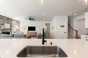 205 Skylyn Rdg, Greenville, SC 29607 - Photo 13