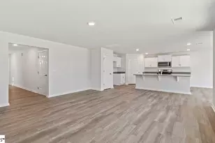 2231 Springview Ct, Boiling Springs, SC 29316 - Photo 9